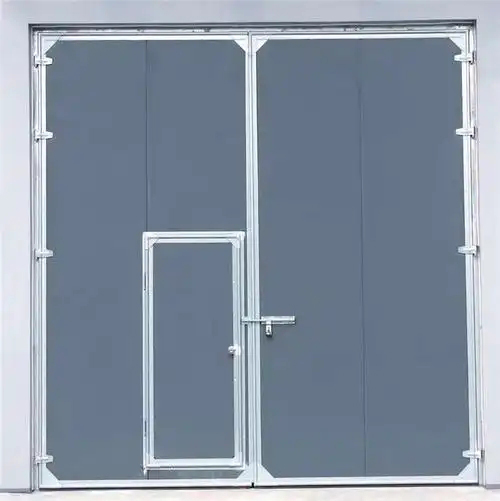 阿克塞工业厂房门