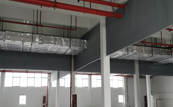 阿克塞挡烟垂壁防火玻璃厚度要求