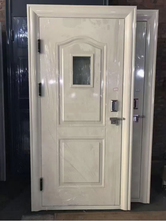 阿克塞学校教室门