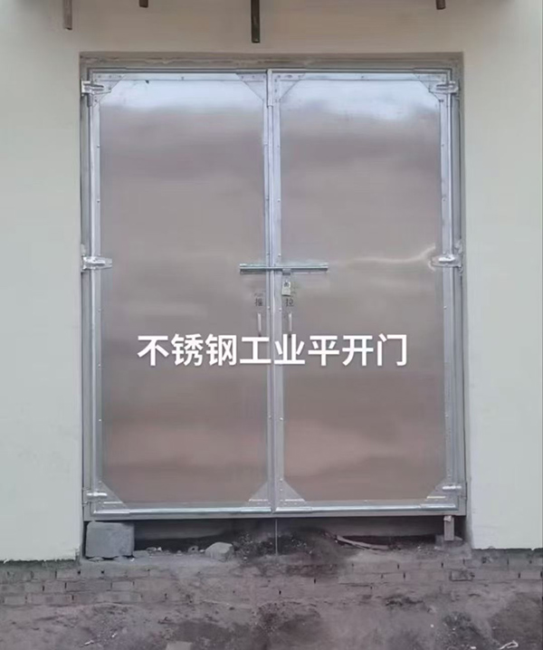 不锈钢阿克塞工业平开门在现代工业场景中的应用实践